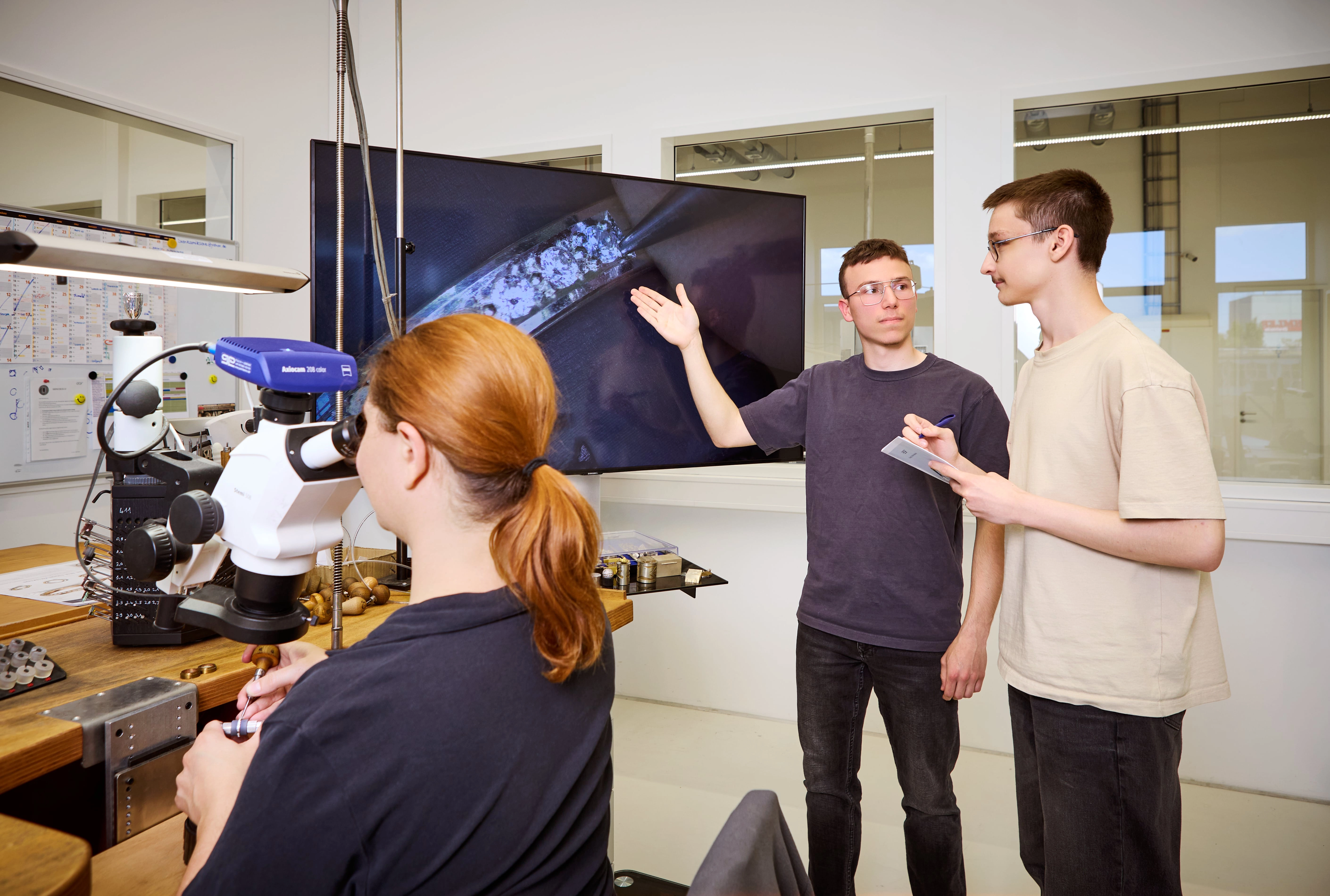 Ausbildungsplatz: AUSBILDUNG ZUM EDELSTEINFASSER 2026 (M/W/D) in Pforzheim