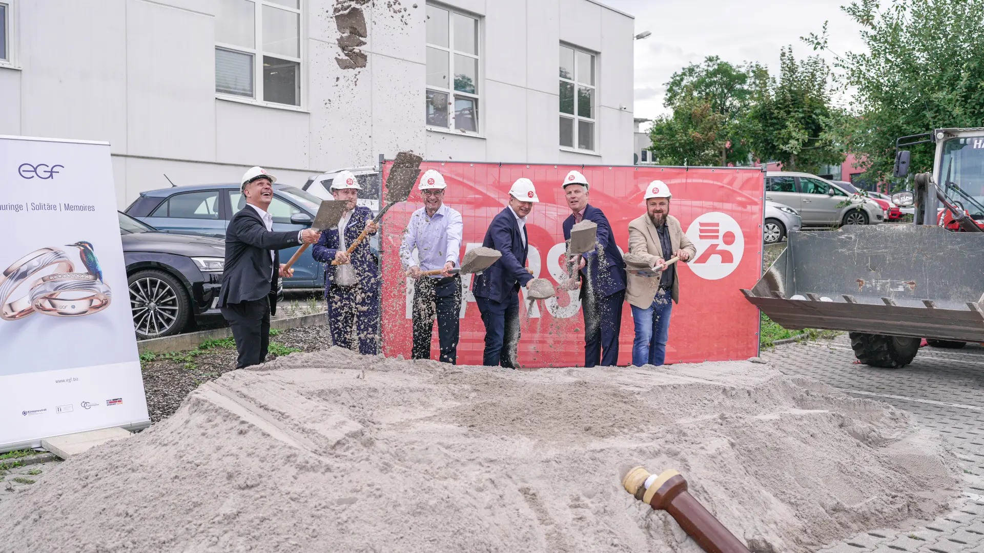 Spatenstich für den Anbau